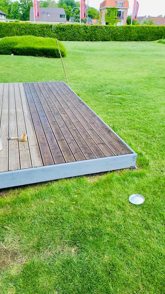 Inoliën banquirai terras